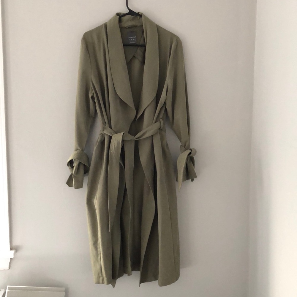 Green lightweight coat